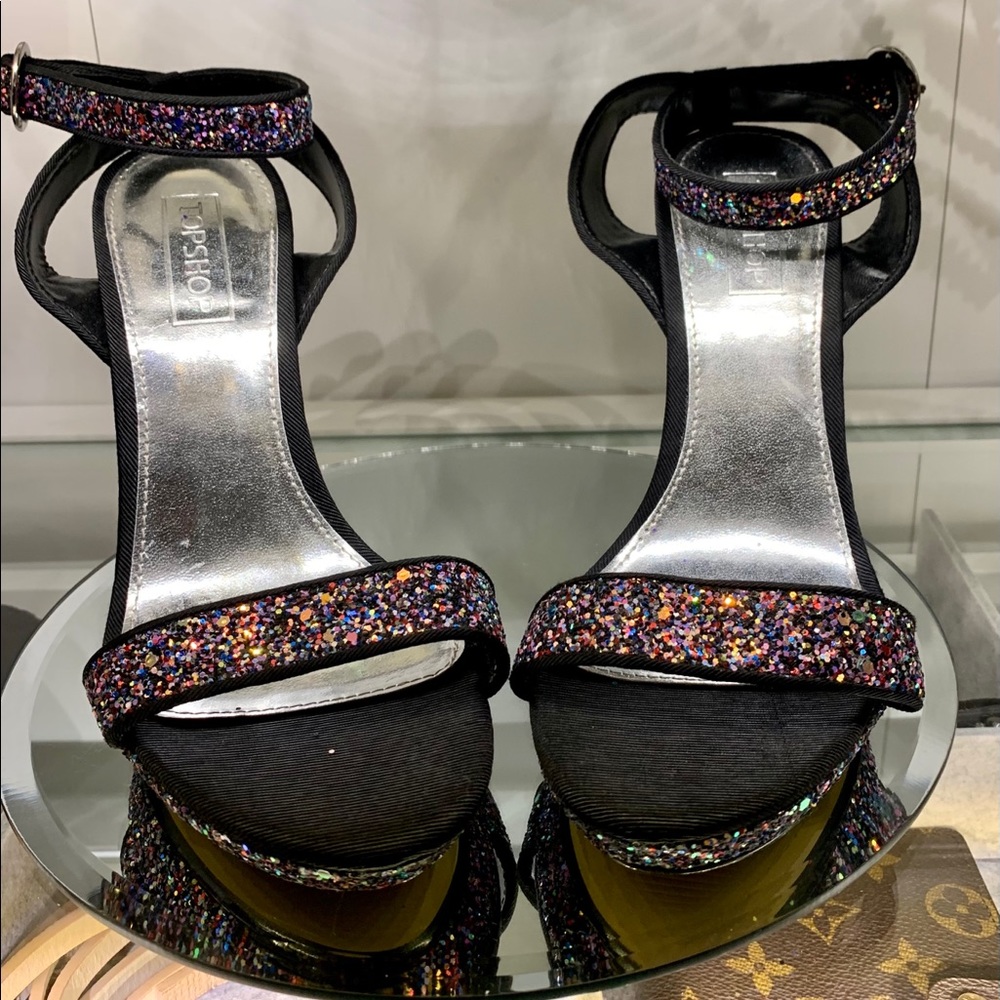 NWT ! Topshop bedazzled platform sandals
